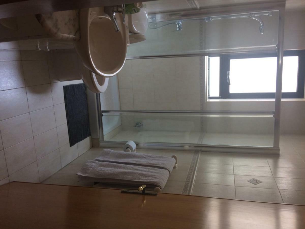 Beautiful Seaview Apartments เซนต์พอลส์เบย์ ภายนอก รูปภาพ